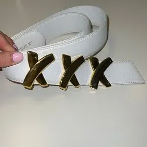 Paloma Picasso Vintage Italian Leather Pin Belt 3/4\